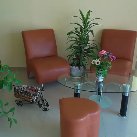 Casa de hóspedes Sunshine Family 2*